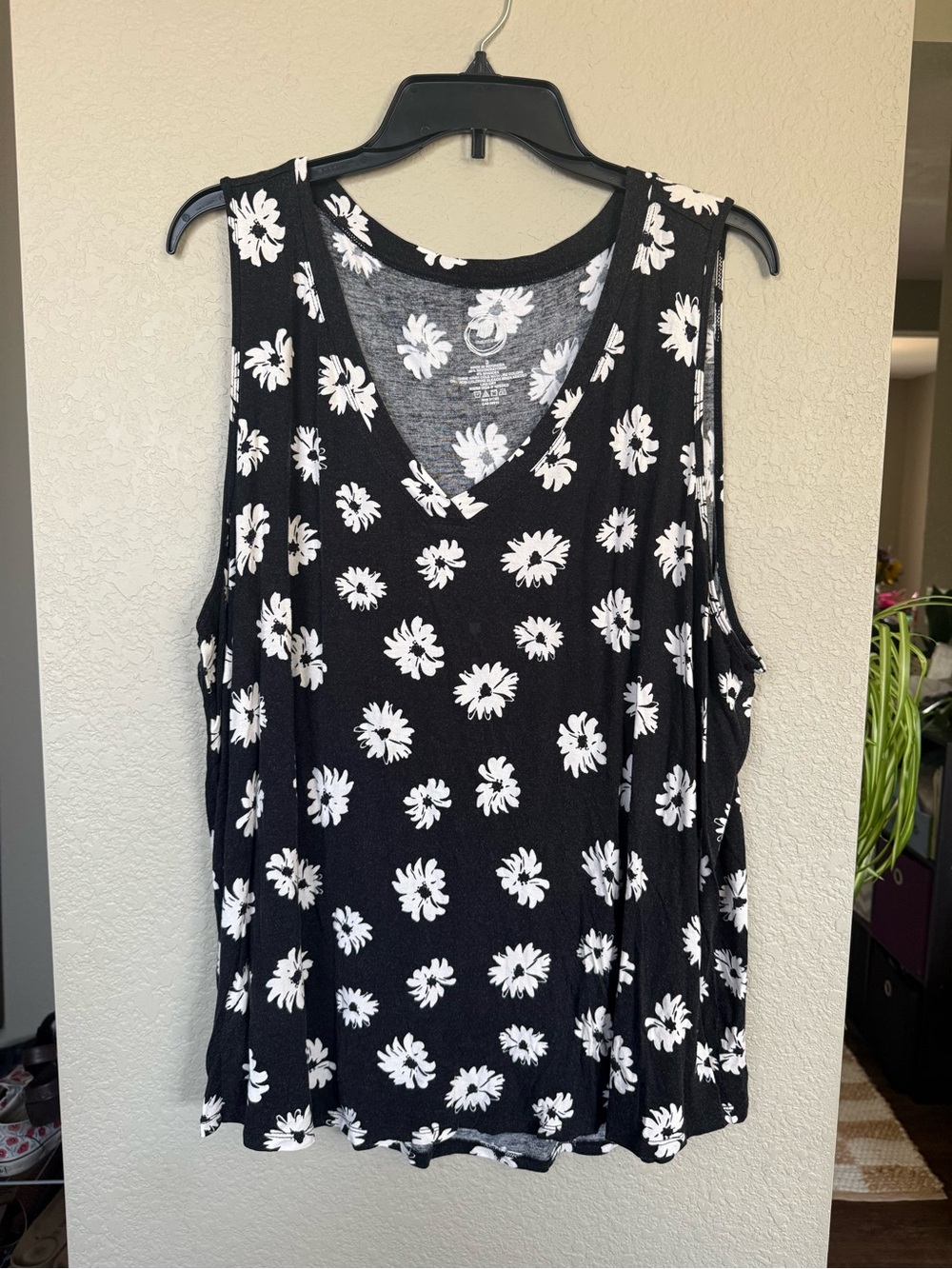 Maurices Black Tank Top with White Daisy Print